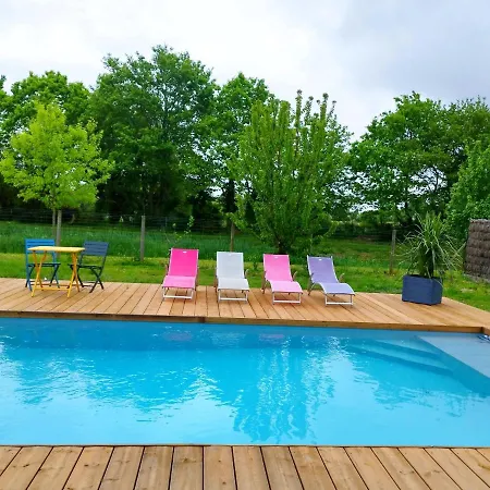 D'hotes Salle D'eau Et Wc Prives, Veranda,exterieurs Et Piscine Chauffee