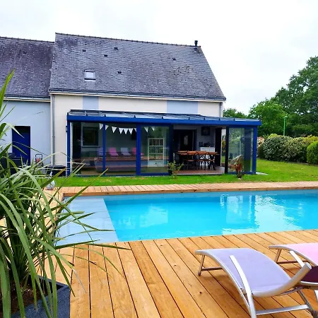 D'hotes Salle D'eau Et Wc Prives, Veranda,exterieurs Et Piscine Chauffee Bed & Breakfast Guerande