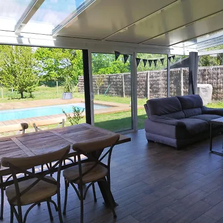 D'hotes Salle D'eau Et Wc Prives, Veranda,exterieurs Et Piscine Chauffee